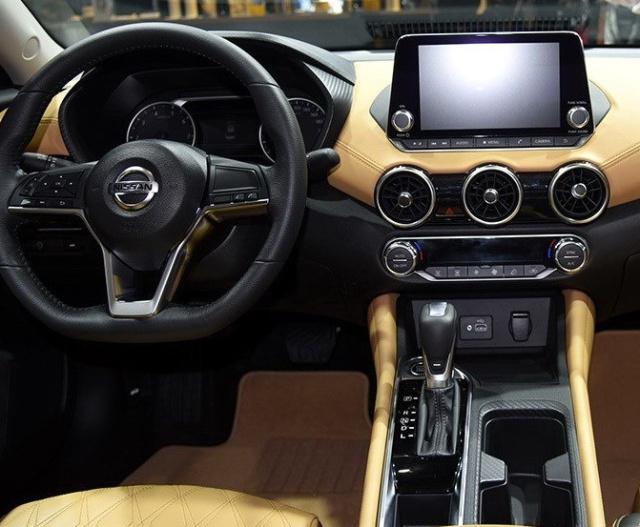 宝马3系■家轿之王--日产轩逸，销量为什么这么好，原来是有原因