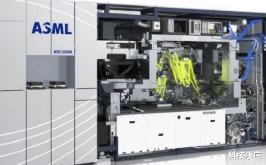 「光刻机」中国光刻机打破封锁!荷兰ASML曾放出“狠话”,现在想收回了?