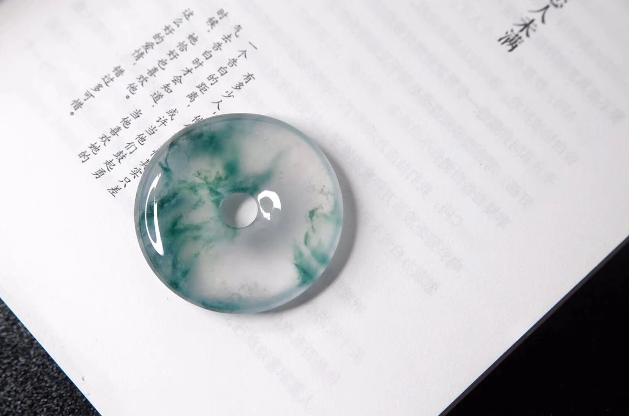 [翡翠]干货！在判断翡翠的价值时，这2点常会被人忽略！?