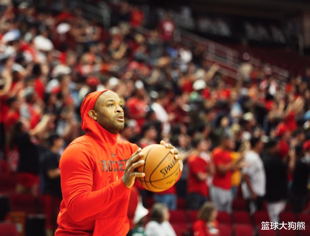 火箭队@3年392万底薪,周均30+20+3+3!火箭内线变天,首发中锋或换人