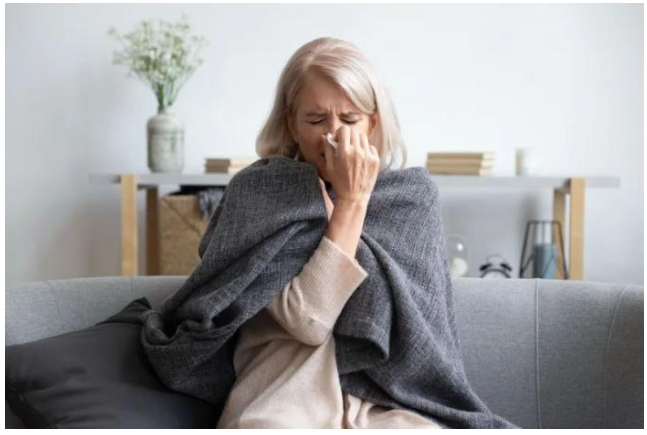 『肺炎』警惕！ 医生发现新冠病毒感染非常早期的「奇怪」症状