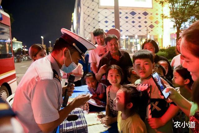 [地摊经济]地摊经济崛起，未来实体店岌岌可危？马云：等你看懂时已经晚了