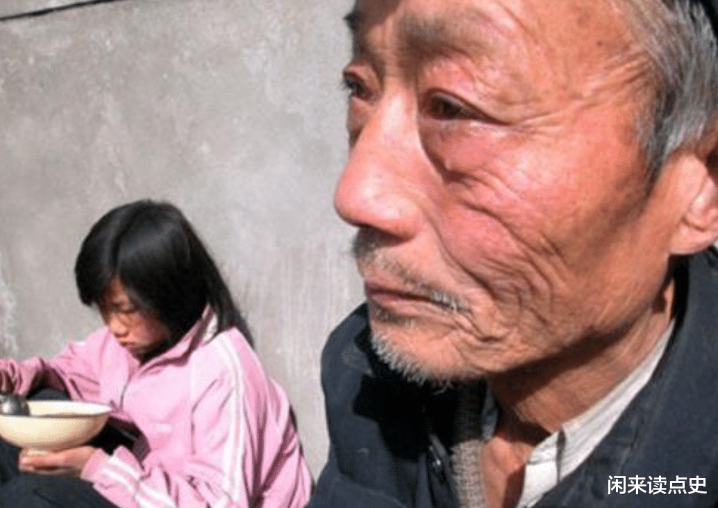 女孩|贫寒女孩高考47分，爷爷要求复查试卷，得知真相后让人泪目