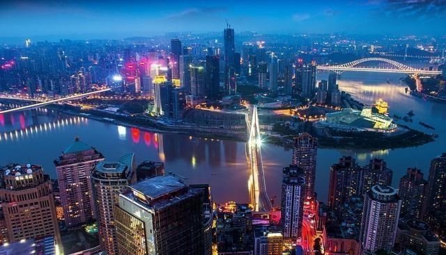 如梦|我国非常适合“穷游”的3座城市,景美且消费低,西部上榜两座