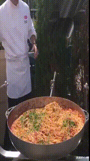 |谁说女人之间就会争风吃醋,这才是好闺蜜,完全不抢镜