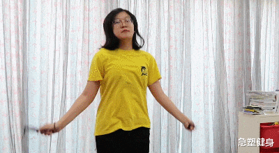 【腰椎间盘突出】女生减肥每天跳绳1000下，连续跳了1周，看她体重能减多少斤