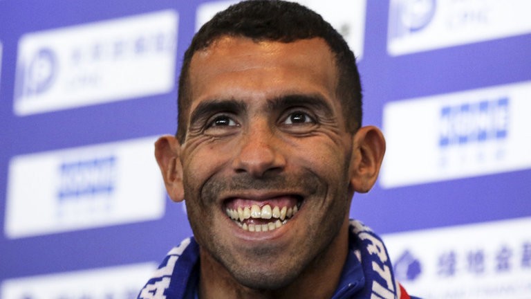 水货▲足坛转会市场的那些“水货”，最后一位不接受任何反驳！