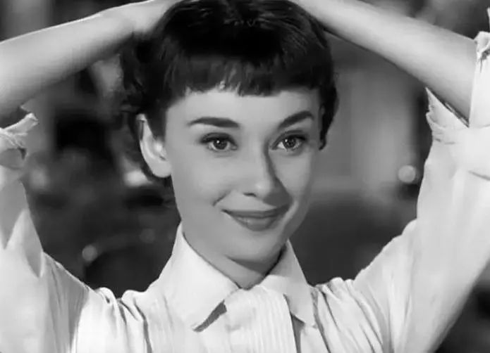 奥黛丽·赫本▲这十部最适合男人保存在硬盘中的电影，真的少一部都不行