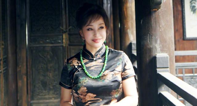 刘晓庆|刘晓庆64岁再演少女，拍摄不到15天便杀青，定妆照曝光引热议