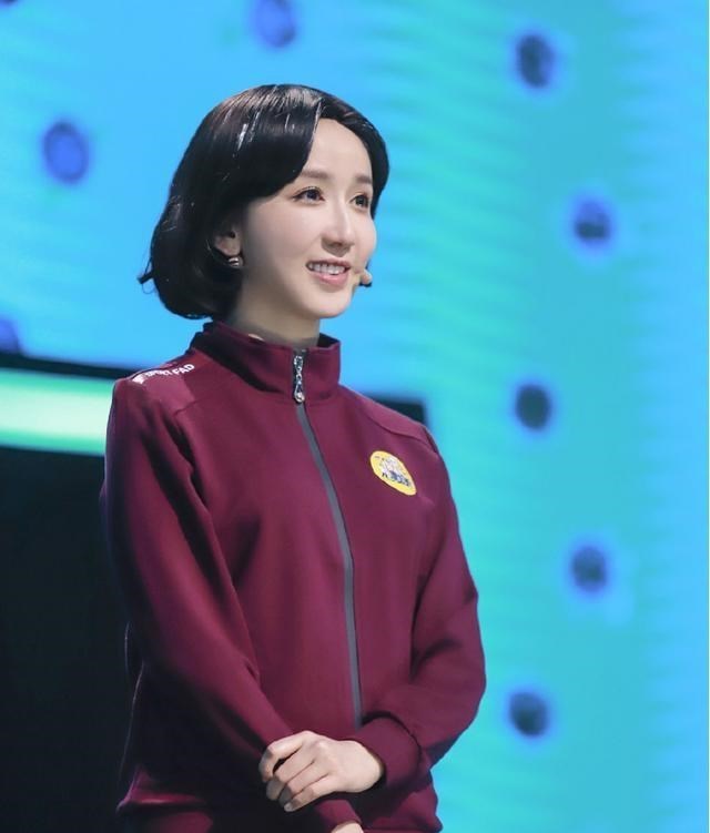 『爱情公寓』《笑起来真好看》喜剧变尬剧，娄艺潇求求你不要再消费爱情公寓了