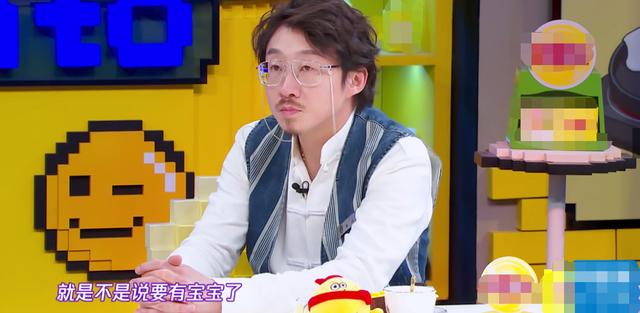 张若昀@唐艺昕孕后胃口好，跟狗狗住一起不忌讳，张若昀常为孕妻做炸鸡翅