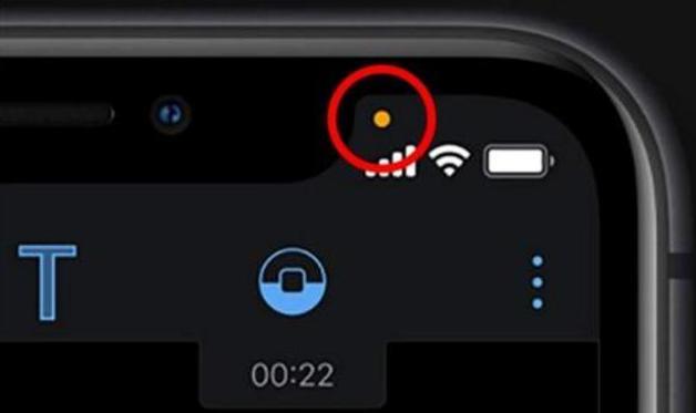 iOS14|iPhone升级iOS14后,屏幕右上角出现的小亮点是什么?原来是警告