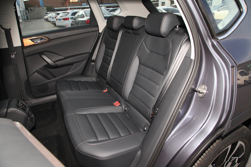 大众汽车|大众真“扛不住”了！从16.58万降到13.48万，迟早逼死CRV