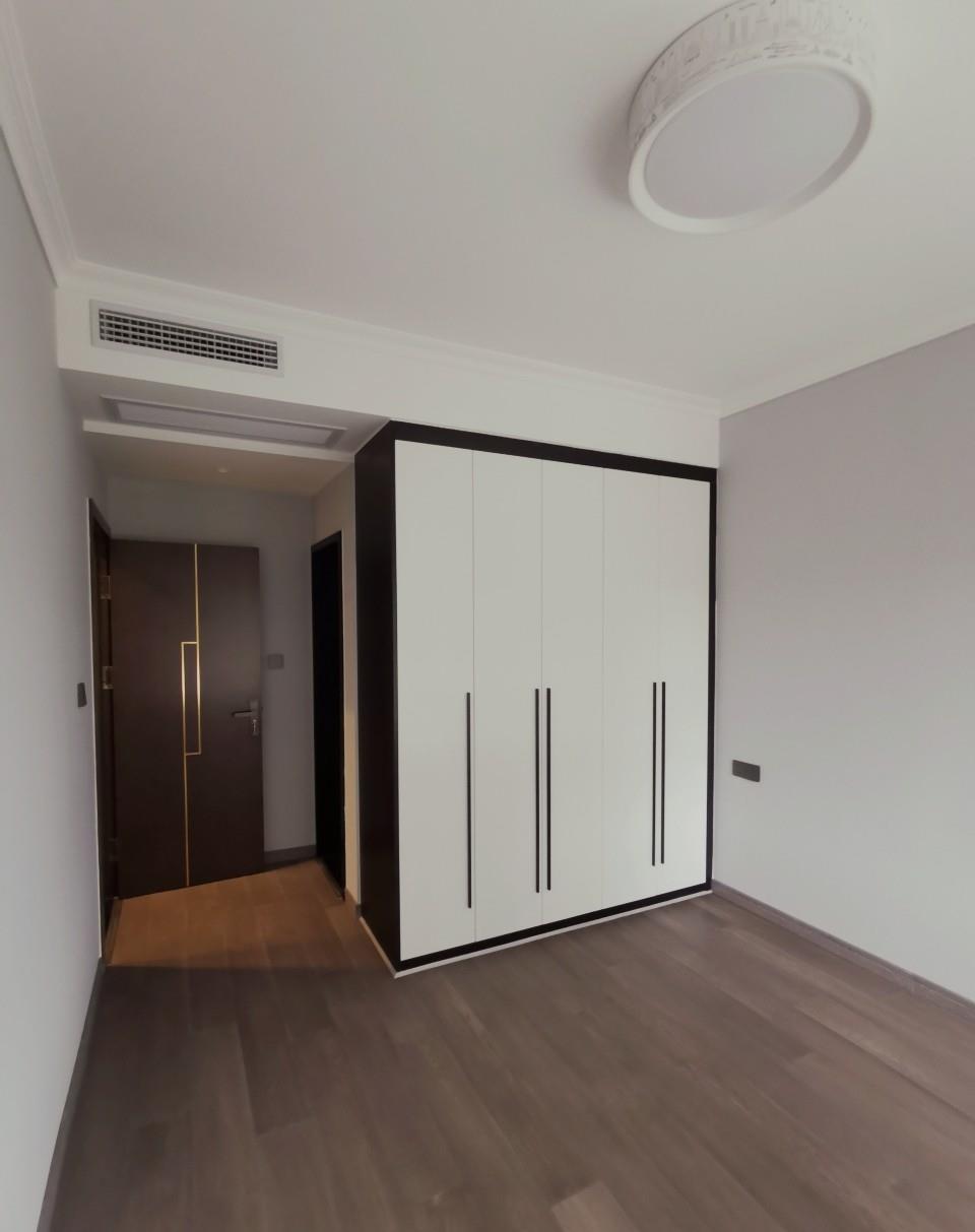 |三居室新房,不做电视墙,坚持不要灯带,简单省钱又耐看,很满意