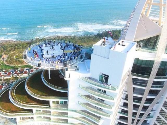 三亚|全球仅有的两座七星级酒店,其中一座在中国,豪华程度不输迪拜