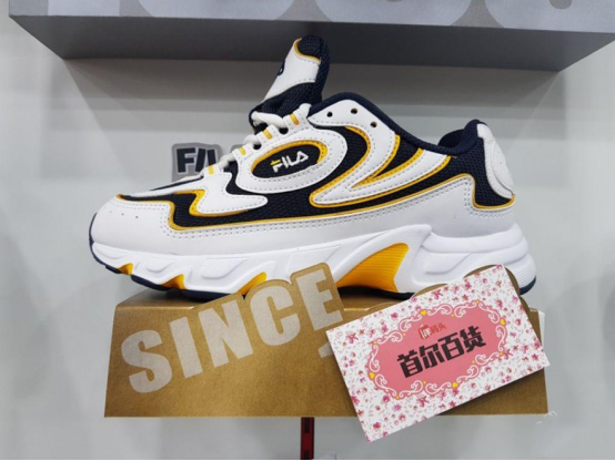 三星|三星蓝牙耳机联名FILA，时尚感暴增