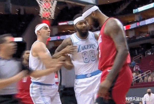 湖人队|轰45+11+8！詹眉打疯了，哈登耻辱惨败，事实证明火箭只是纸老虎