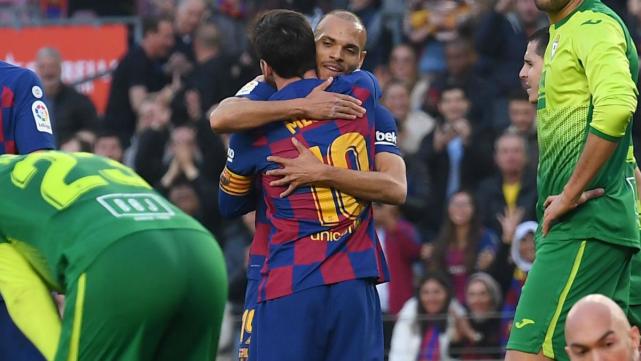 巴塞罗那|曝11场1球“水货”请求巴萨高层:若梅西离队,下赛季让我穿10号球衣