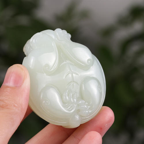 【】把和田玉盘到包浆是什么样子？很难吗？