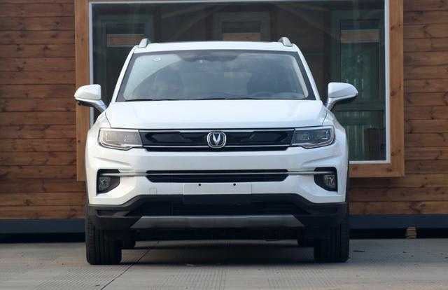 广汽传祺|典型的中国风SUV,标配1.5T油耗低至5.9L,座椅可加热卖10万出头