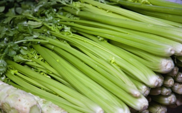 [水果]藏在身边的天然“养肝王”，平时多吃点，养肝排毒，肝脏越来越好