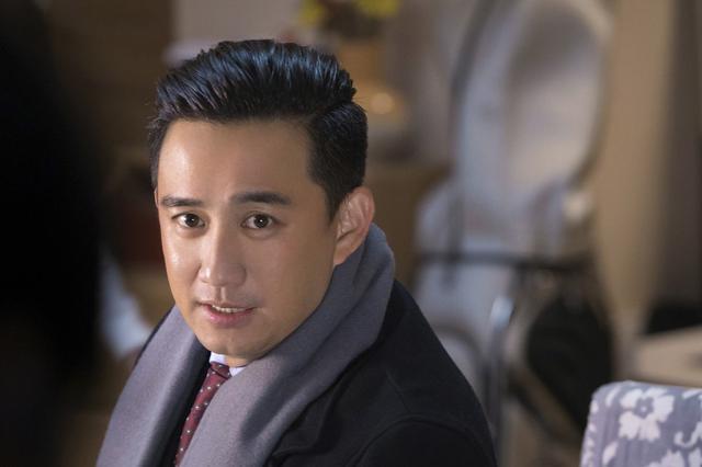 黄磊|红了半辈子的黄磊，原来亲生父亲是他，怪不得不愿意公开