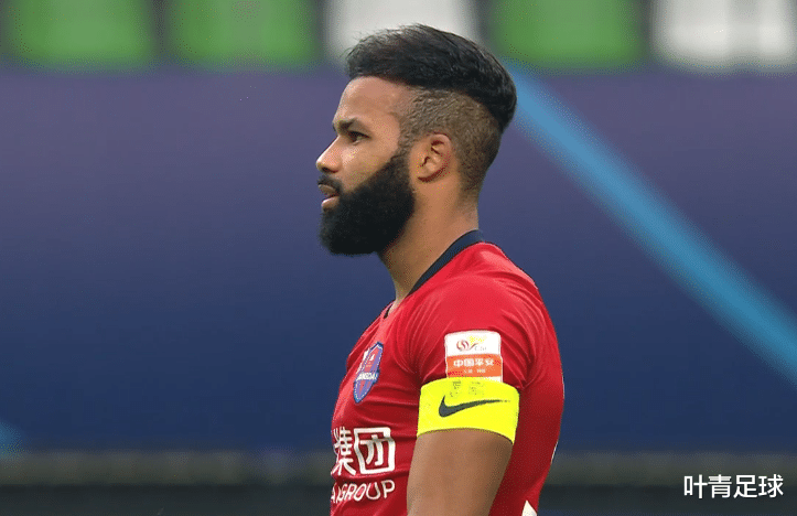 山东鲁能|中超刺激23分钟：0-3到3-3，张外龙激动跪地！鲁能被打懵了