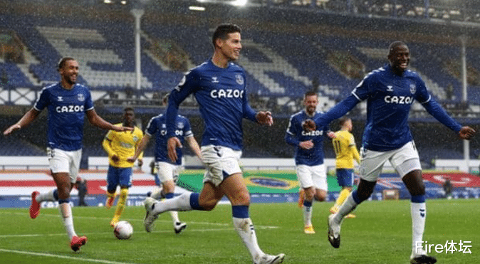 巴塞罗那|巴萨成足坛笑柄！在放走26岁铁卫后，相当于卖掉了皮克接班人