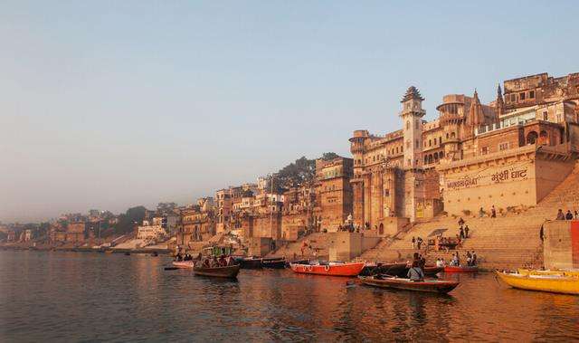 「恒河」印度恒河水真的能喝？看看如今的恒河变啥样，印度人：口味淡了！