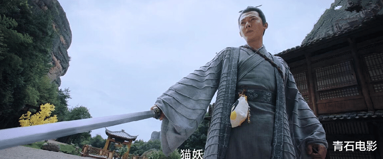 连城|7月黑马网大!《仙剑1》导演新作,女主张予曦“换脸”后又狠又媚