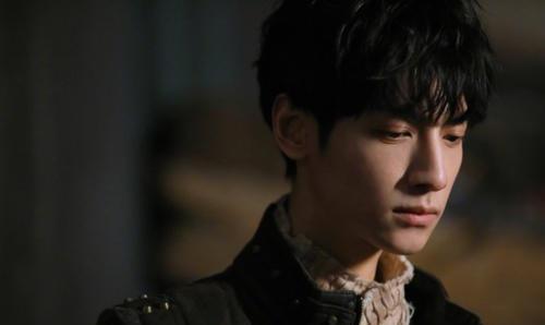 「罗云熙」罗云熙双剧降临？神秘掮客与霸道总裁，粉丝：坐等霸屏