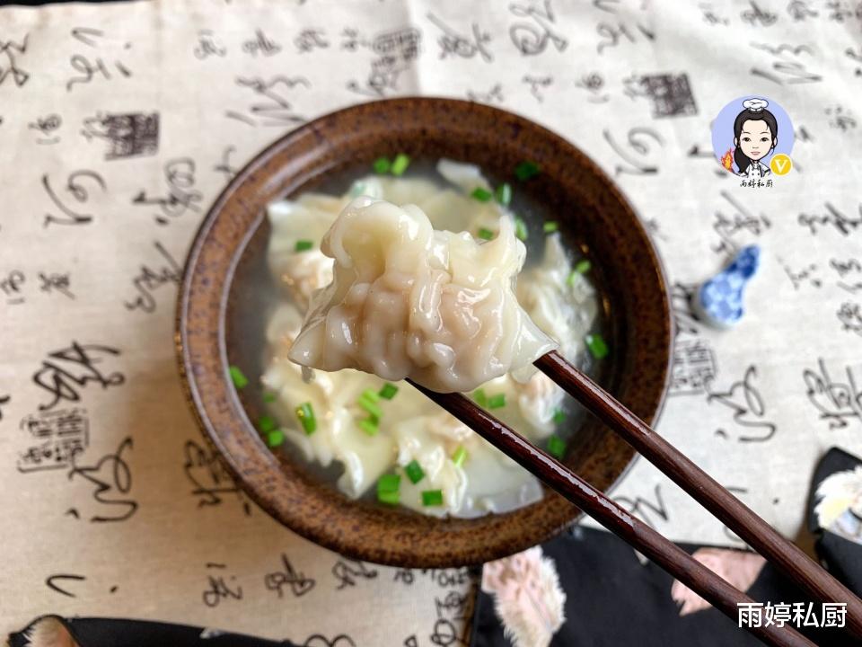 馄饨|早餐不将就，吃上一碗胃里暖乎乎，美味又营养，大人孩子都爱吃