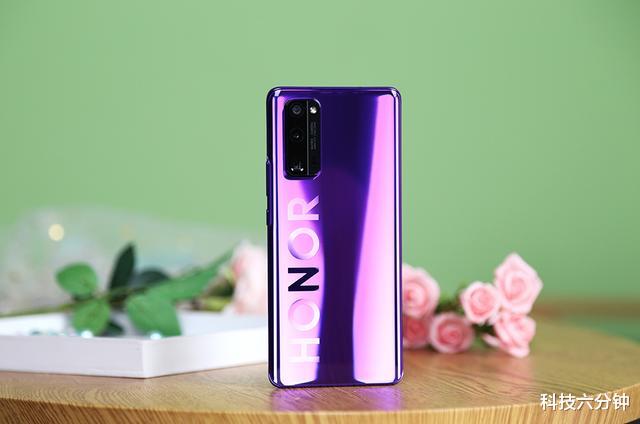 华为荣耀|华为扛不住了，荣耀30pro一夜降至“小米价”，麒麟990+256GB