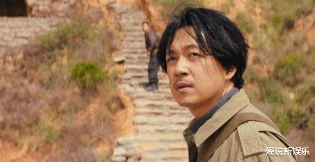 【潘粤明】潘粤明被董洁当街训斥，看其举动令人心疼，网友: 不敢相信