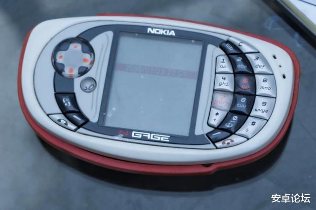 游戏手机|我买了台 16 年前的游戏手机，终于体验到「智商税」的感觉