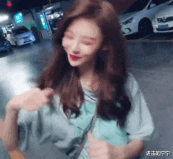 许静婉■整容、傍大款、私生活乱?被网络暴力的18岁停车场女孩,现在恋爱了