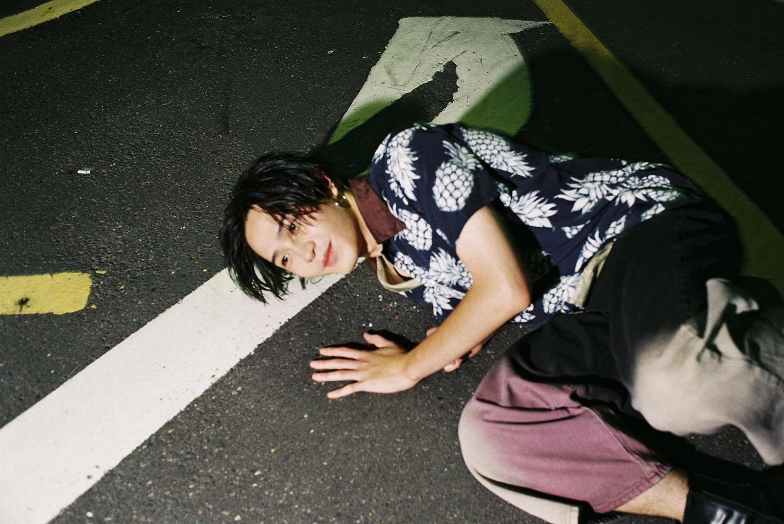 找明天 00后青少年都在听他的歌：许含光，他真的很「厌世」吗？