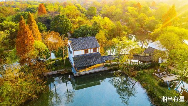 西溪湿地|乘船入户十里芳菲，西溪湿地一房一景秋色如画
