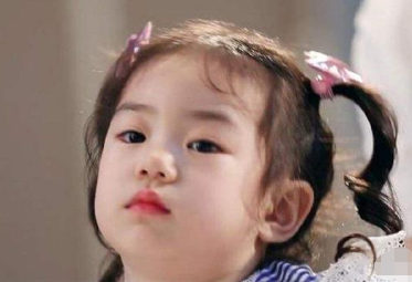 【刘亦菲】有种“大麻烦”叫戚薇一家,限籍令颁布后,网友:她比刘亦菲还难