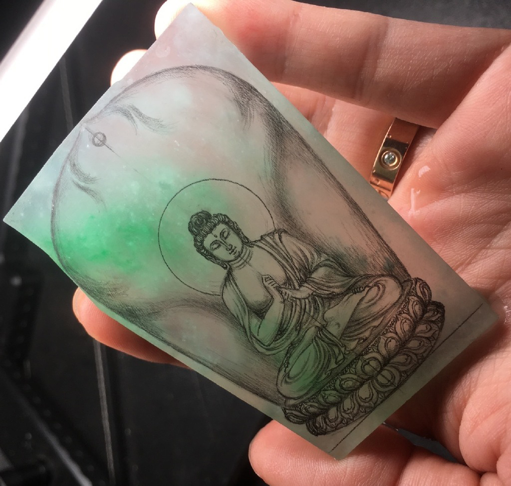 翡翠|飘花翡翠边角料巧夺天工,最后被神秘收藏!!!