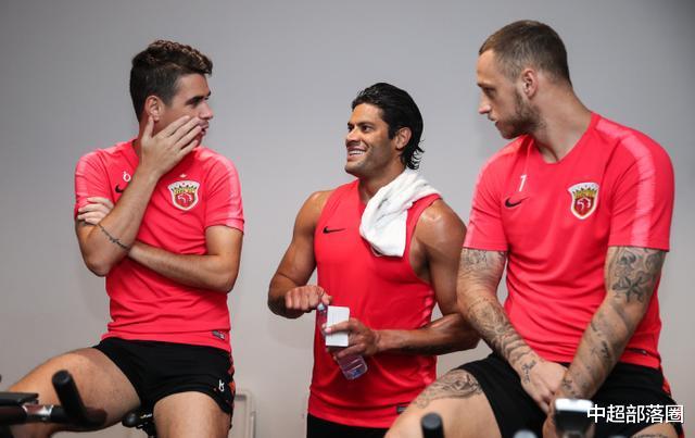 中超|CCTV5直播！中超又1榜首大战，“8外援”PK5外援，7.5亿人民币对决