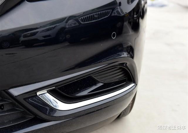 合资车|?又一合资车发飙了！轴距2米7，从15万跌至8.79万，不给国产留活路？