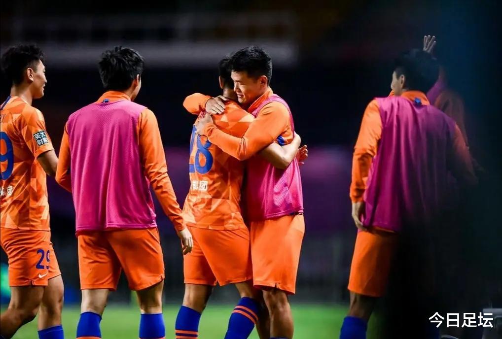 山东鲁能|他是首位代表鲁能出场的00后球员，鲁能的年轻球员绝对值得期待