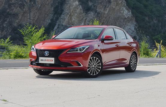 长安逸动|5.98万起，可全面压制逸动PLUS，刚上市不久的RC-5，到底怎么样？