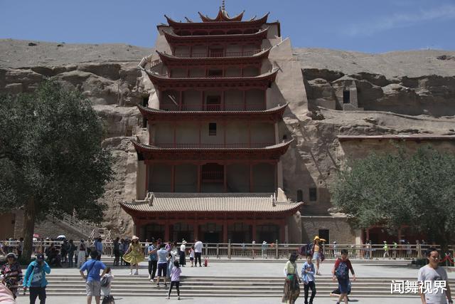 闻舞视界|敦煌陷阱公厕专坑游客,老板被抓骗术刷新三观,网友:缺德带冒烟