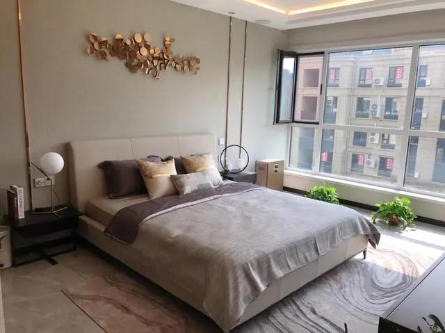 |晒晒2020年流行的现代轻奢，不简单的装修，进门就被客厅迷住了