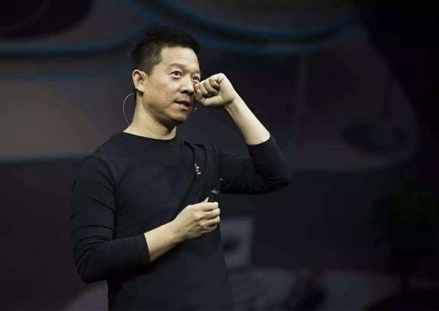 瑞幸咖啡：瑞幸咖啡弱爆了，体操美女从国内卷走44亿，躲到美国奢侈度日