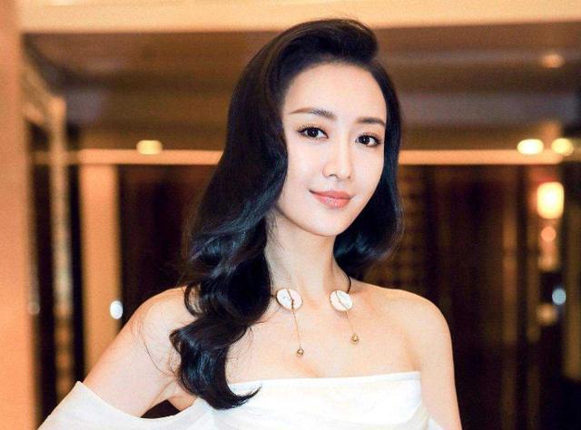 #王鸥#为何男明星普遍都喜欢王鸥？看她的这些私人照片，你就明白原因了