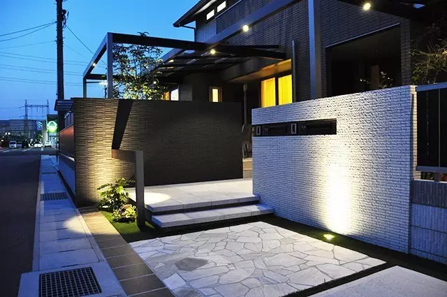 |玩转庭院：13个“入户式庭院”花园设计，在家也能收获自然之趣