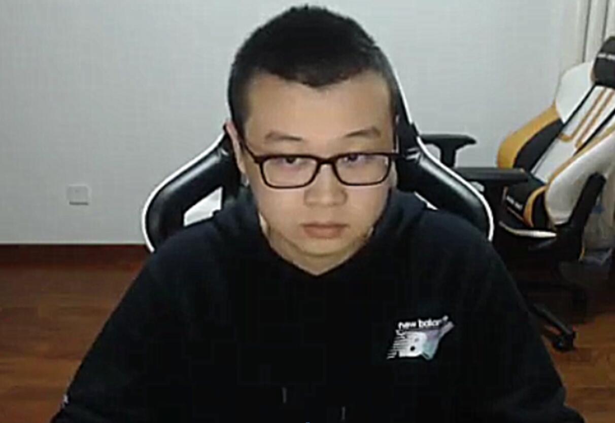 旭旭宝宝|DNF：挤挤正式宣布退游，红15账号无人接盘，被旭旭宝宝10W块回收